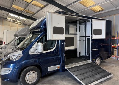 Chaigley Stallion Lux - Ramp and Horse Area